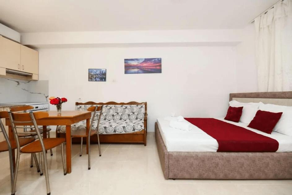 Vila Agolli Vlorë Exterior foto